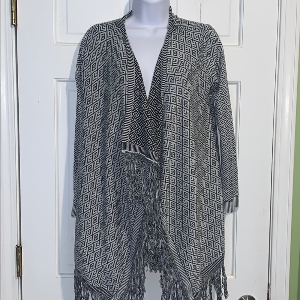 Belldini Aztec Frindge boho wrap sweater